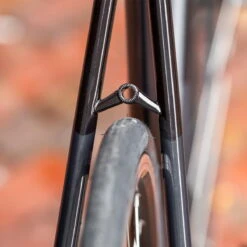 All-city Big Block Komplettrad - Black/Grey 25 All-city Big Block Komplettrad - Black/Grey -Fahrradzubehör Geschäft 20201122 ACT BigBlock StPaul VanityPhotos 568206 028 Crop6kzZX1zOfewcb