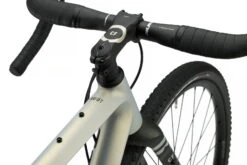 Rondo Ruut CF1 Gravelbike - Black/White -Fahrradzubehör Geschäft 330 2205