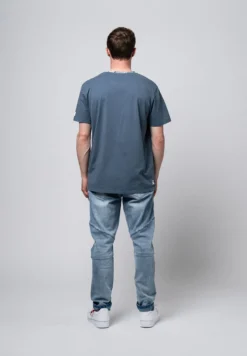 STREET. Colted T-Shirt - Used Greyblue -Fahrradzubehör Geschäft DSC9410 1800x1800