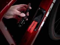 Trek Domane SL 6 ETap Gen 4 Crimson -Fahrradzubehör Geschäft DomaneSL6eTap 23 36152 A Alt3