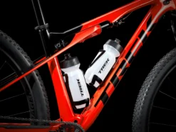 Supercaliber 9.6 Radioactive Red /Trek Black -Fahrradzubehör Geschäft Supercaliber96 22 35151 B Accessory1